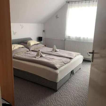 Baratok Haza Homestay