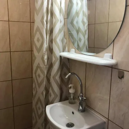 Baratok Haza Heviz